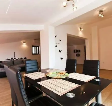 Large Specious Apartment
