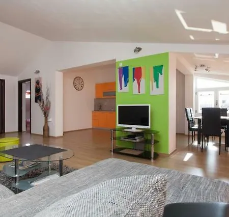 Large Specious Apartment
